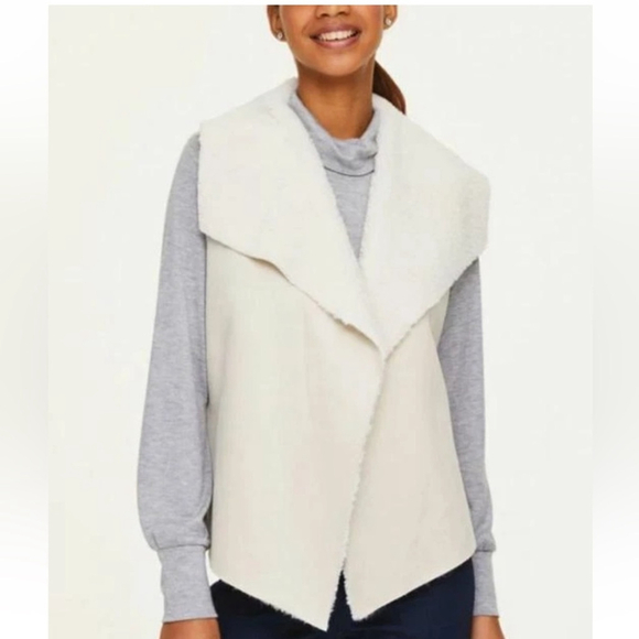 LOFT OUTLET FAUX FUR CREAM SHERPA VEST SIZE L - Picture 1 of 5